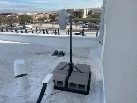 Flat Roof (Non-Penetrating)